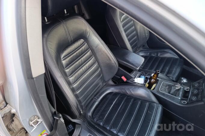 Volkswagen Passat B6 wagon 5-doors