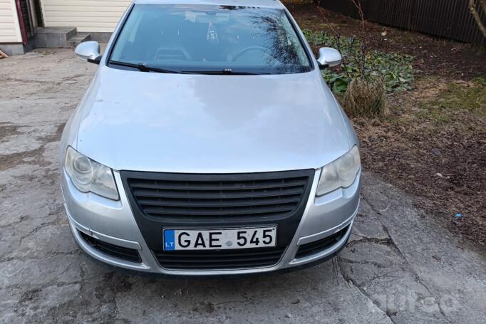 Volkswagen Passat B6 wagon 5-doors