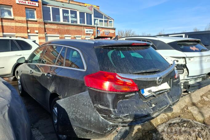 Opel Insignia A Sports Tourer wagon 5-doors