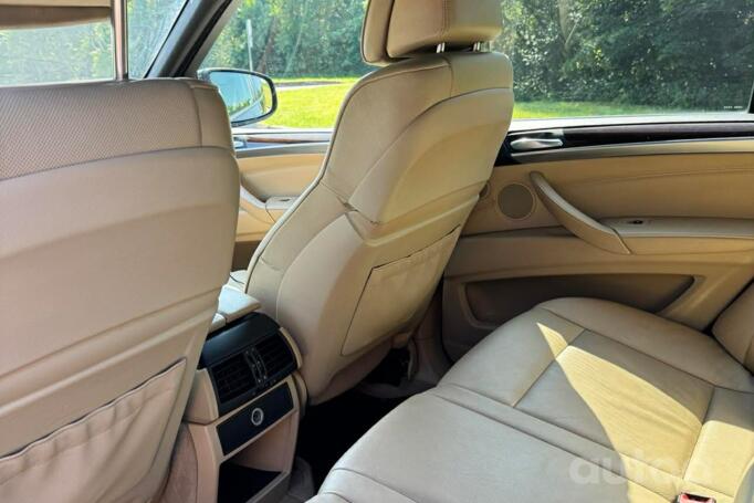 BMW X5 E70 Crossover