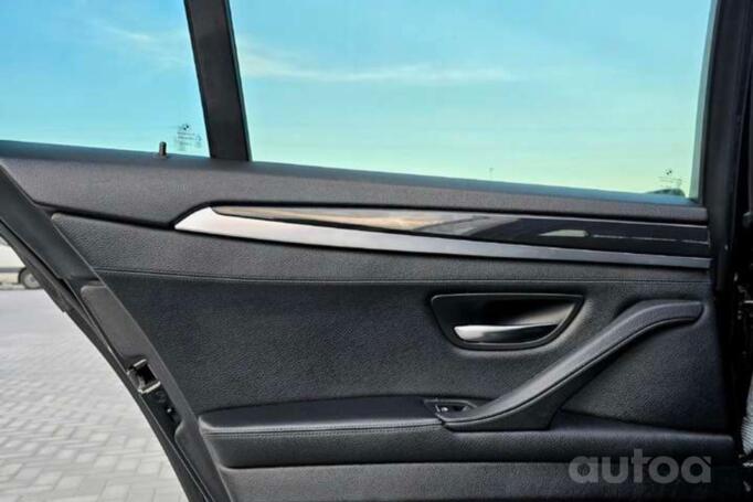 BMW 5 Series F07/F10/F11 [restyling] Touring wagon
