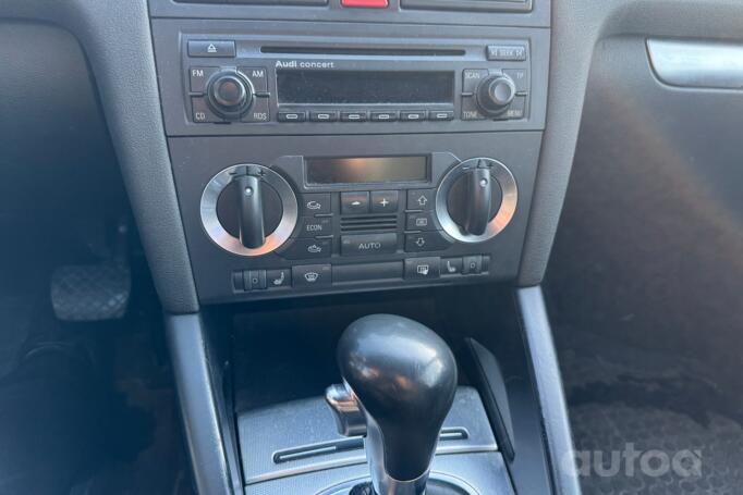 Audi A3 8P/8PA [restyling] Hatchback 3-doors