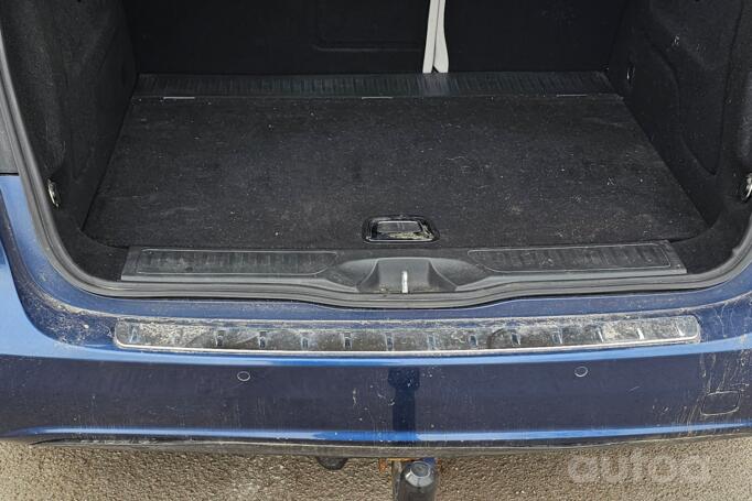 Mercedes-Benz B-Class W246 Hatchback