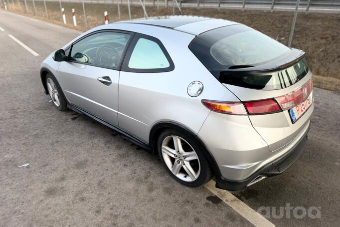 Honda Civic 8 generation Coupe 2-doors