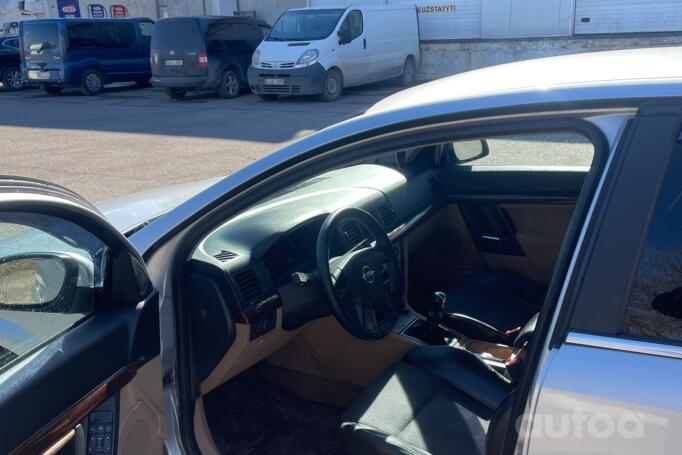 Opel Vectra C Sedan 4-doors