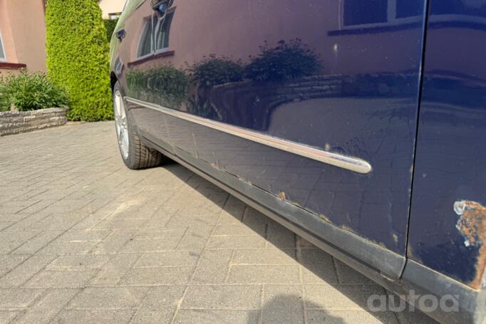 Volkswagen Passat B6 wagon 5-doors