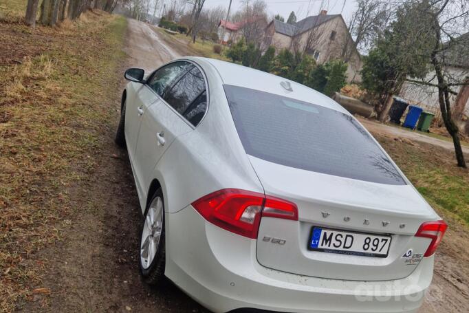 Volvo S60 2 generation Sedan