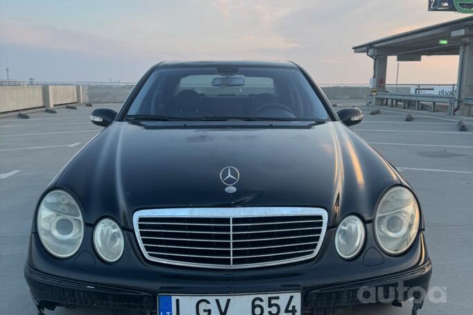 Mercedes-Benz E-Class W211 Sedan