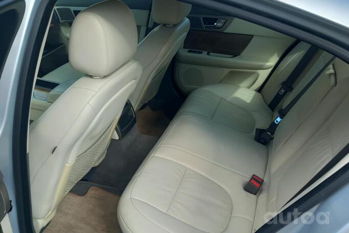 Jaguar XF X250 Sedan 4-doors