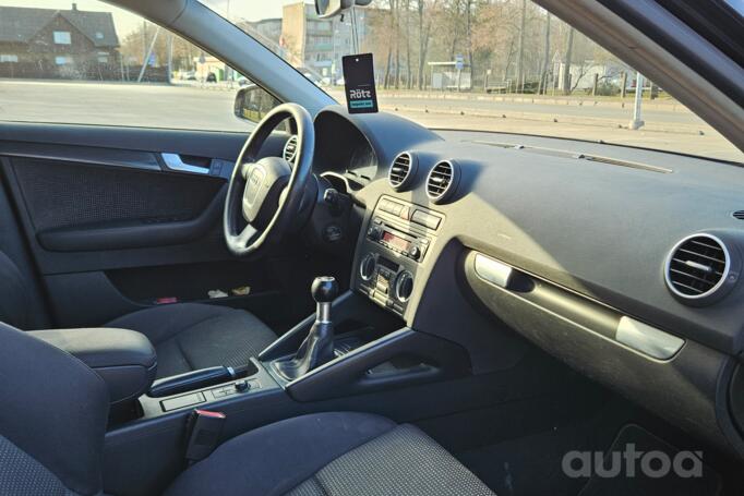 Audi A3 8P/8PA [2th restyling] Sportback hatchback 5-doors