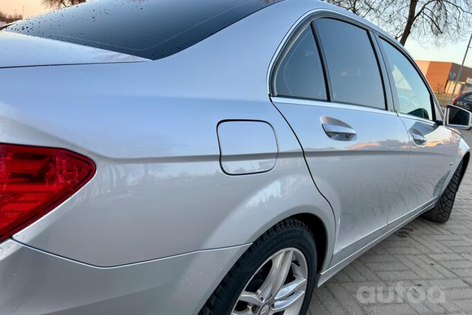 Mercedes-Benz C-Class W204/S204/C204 [restyling] Sedan 4-doors