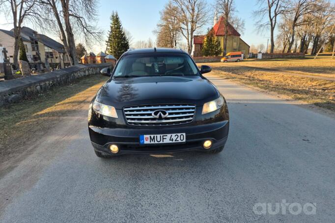 Infiniti FX 1 generation