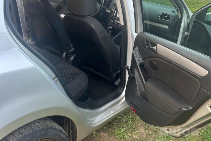 Volkswagen Golf 6 generation Hatchback 5-doors