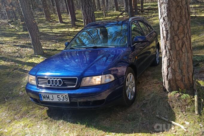 Audi A4 B5 Avant wagon 5-doors