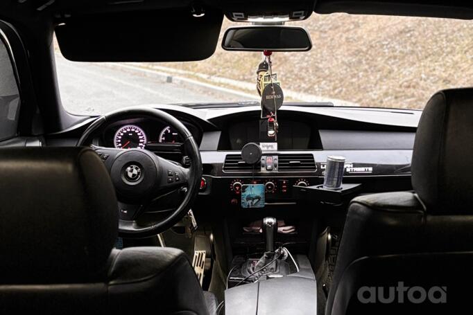 BMW 5 Series E60/E61 Touring wagon