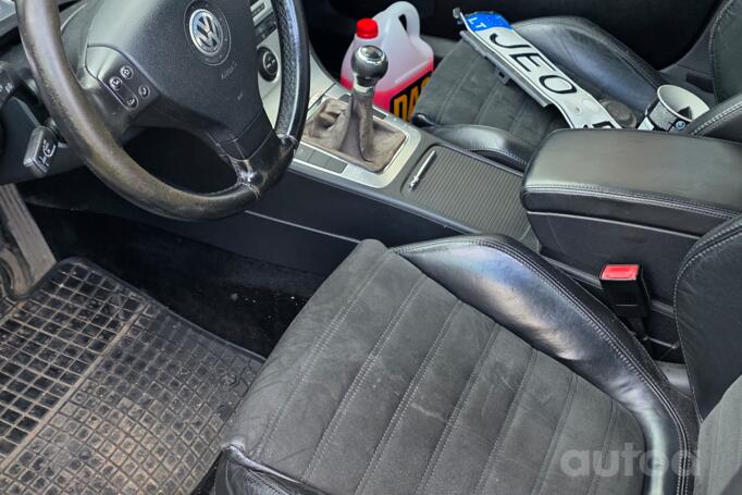 Volkswagen Passat B6 Sedan 4-doors