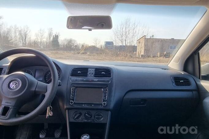 Volkswagen Polo 5 generation Hatchback 5-doors