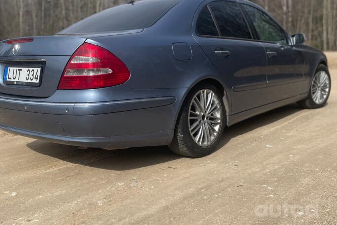 Mercedes-Benz E-Class W211 Sedan