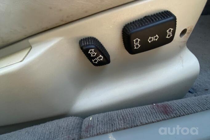 BMW 7 Series E32 Sedan