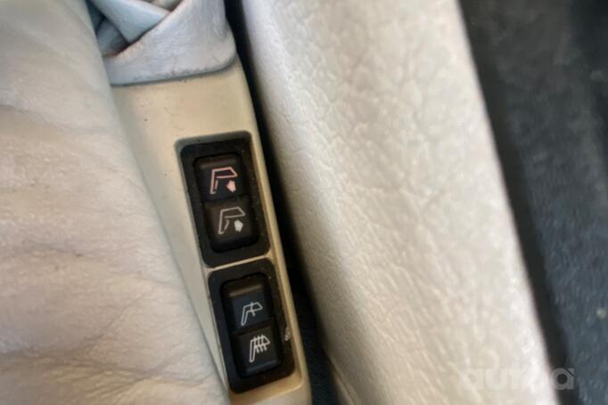 BMW 7 Series E32 Sedan