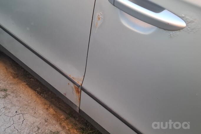 Volkswagen Passat B6 wagon 5-doors