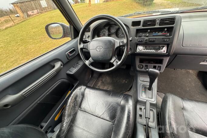 Toyota RAV 4 1 generation (XA10)