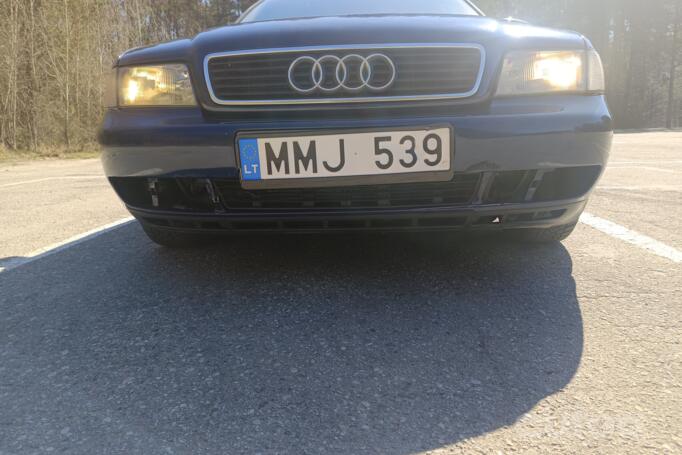 Audi A4 B5 Avant wagon 5-doors