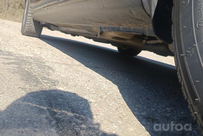 Audi A4 B5 Avant wagon 5-doors