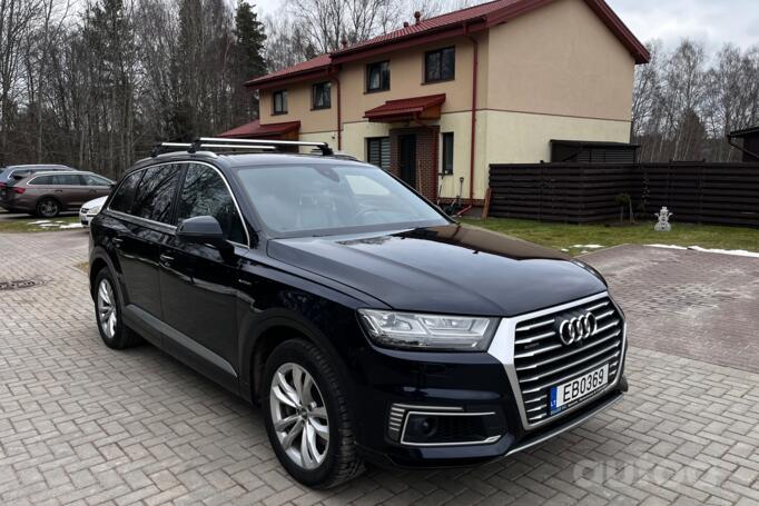 Audi Q7 4M Crossover