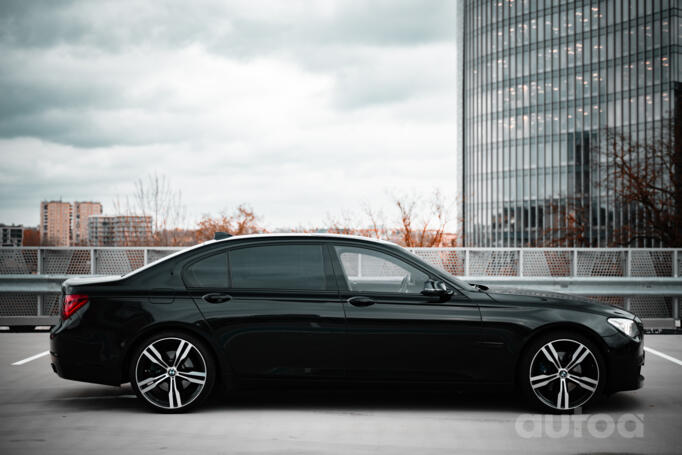 BMW 7 Series F01/F02 [restyling] Sedan