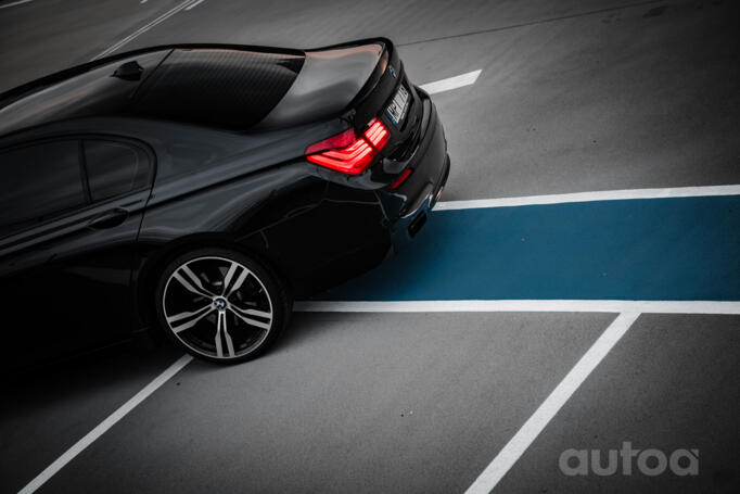 BMW 7 Series F01/F02 [restyling] Sedan