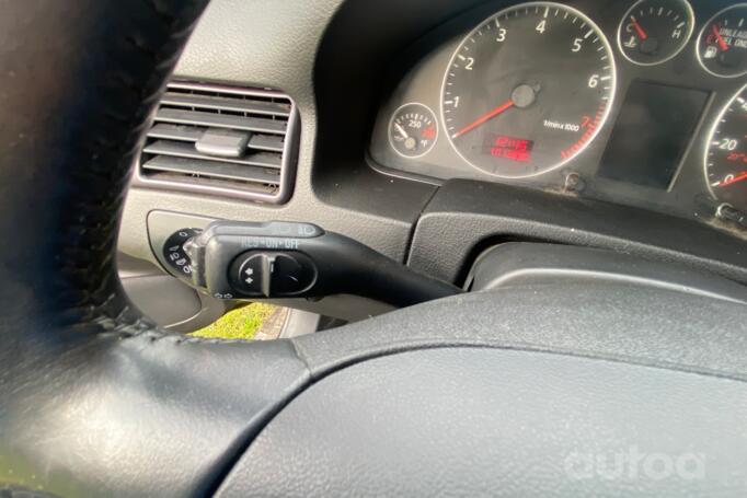 Audi A6 4B/C5 [restyling] Sedan