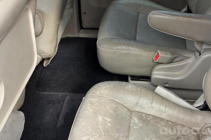 Kia Carnival 1 generation [restyling]