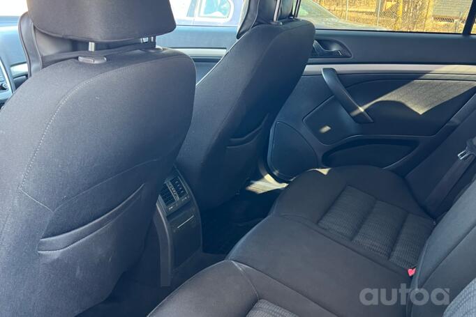 Skoda Octavia 2 generation [restyling] Liftback 5-doors