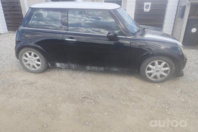 Mini One R50 Hatchback