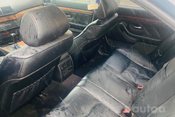 BMW 5 Series E39 Sedan 4-doors