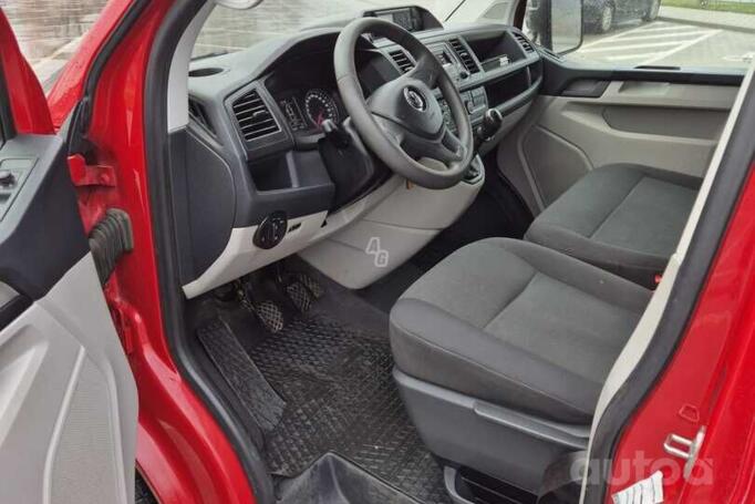 Volkswagen Transporter T6 Kombi minivan 4-doors