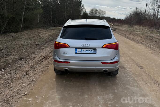 Audi Q5 8R Crossover