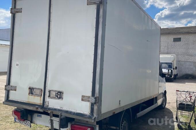 Mercedes-Benz Sprinter Second generation