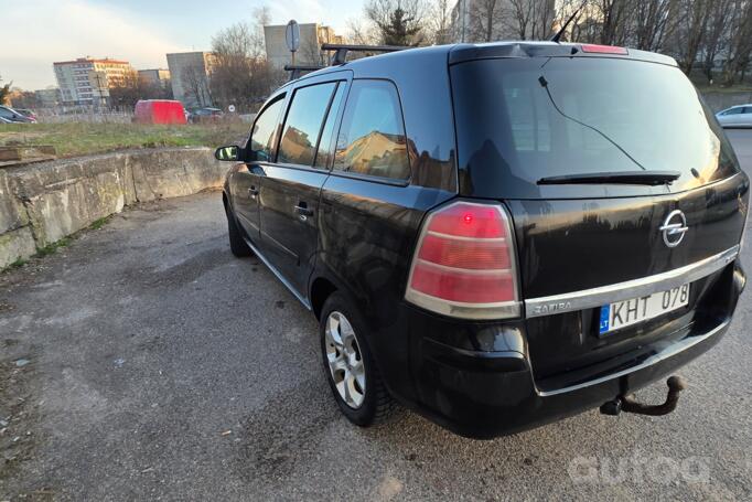 Opel Zafira B Minivan 5-doors