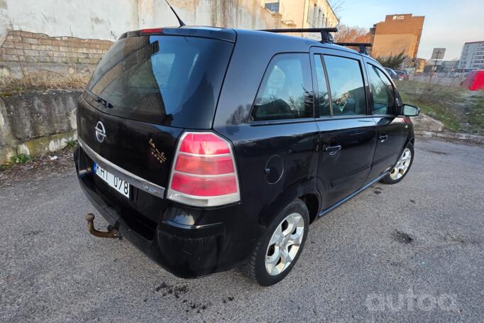 Opel Zafira B Minivan 5-doors