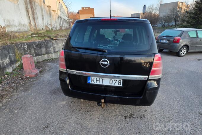 Opel Zafira B Minivan 5-doors
