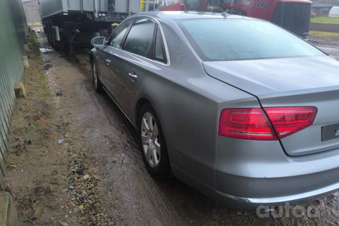 Audi A8 D4/4H Sedan