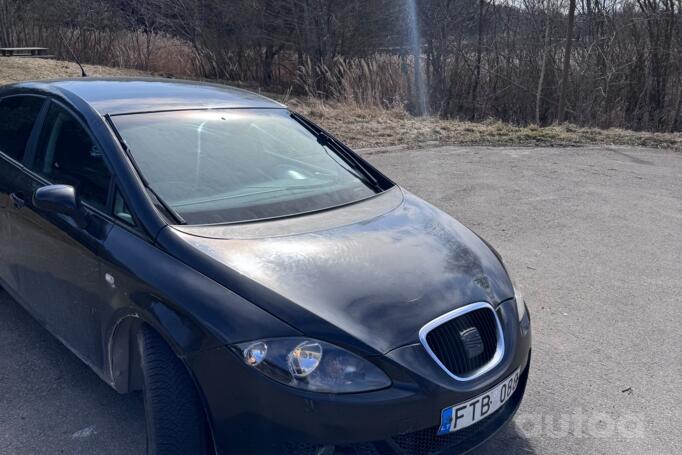 SEAT Leon 2 generation Hatchback 5-doors
