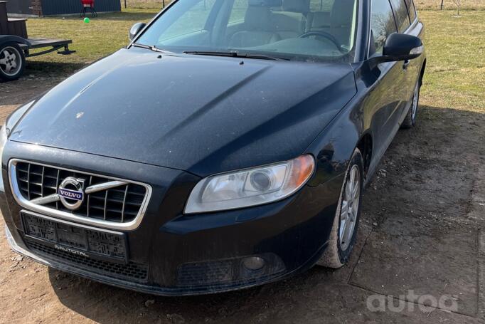 Volvo V70 3 generation wagon