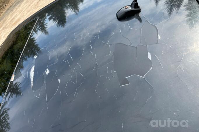 Mercedes-Benz E-Class W211 Sedan