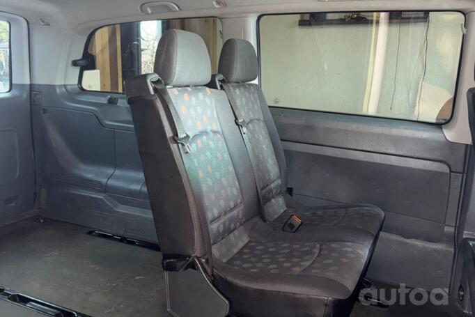 Mercedes-Benz Vito W639 Minivan 4-doors
