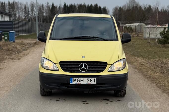 Mercedes-Benz Vito W639 Minivan 4-doors