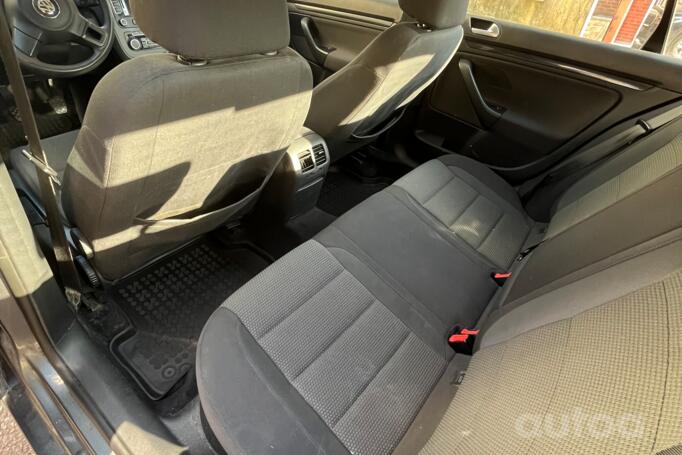 Volkswagen Jetta 5 generation Sedan 4-doors