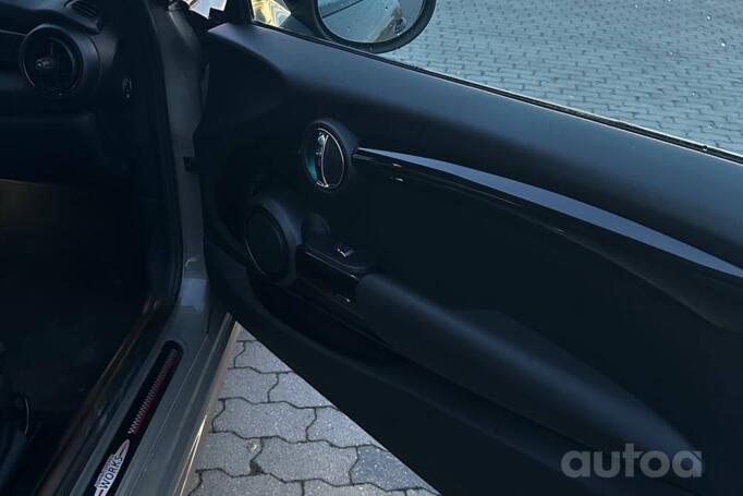 Mini Cooper S F56 [restyling] Hatchback 3-doors